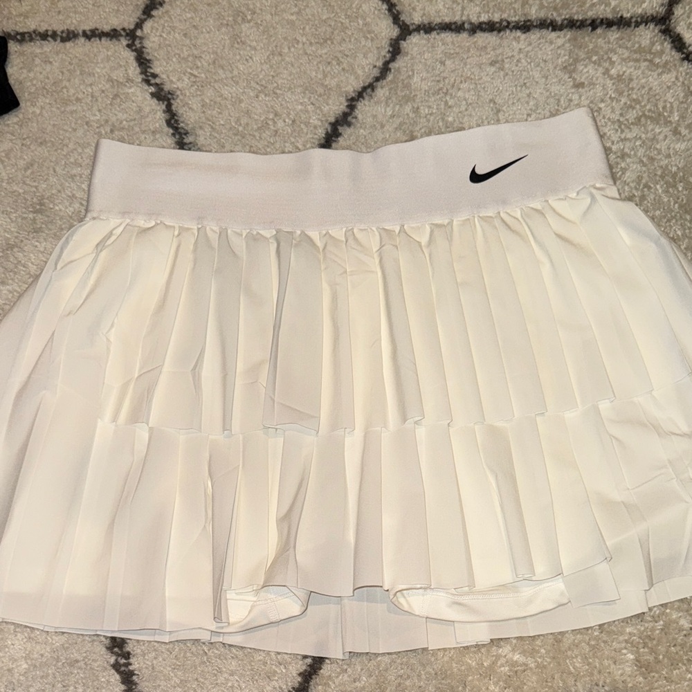 Nike Women's White Pleated Skater Skirt